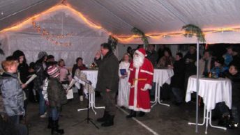Begrüßung durch den Kinderchor